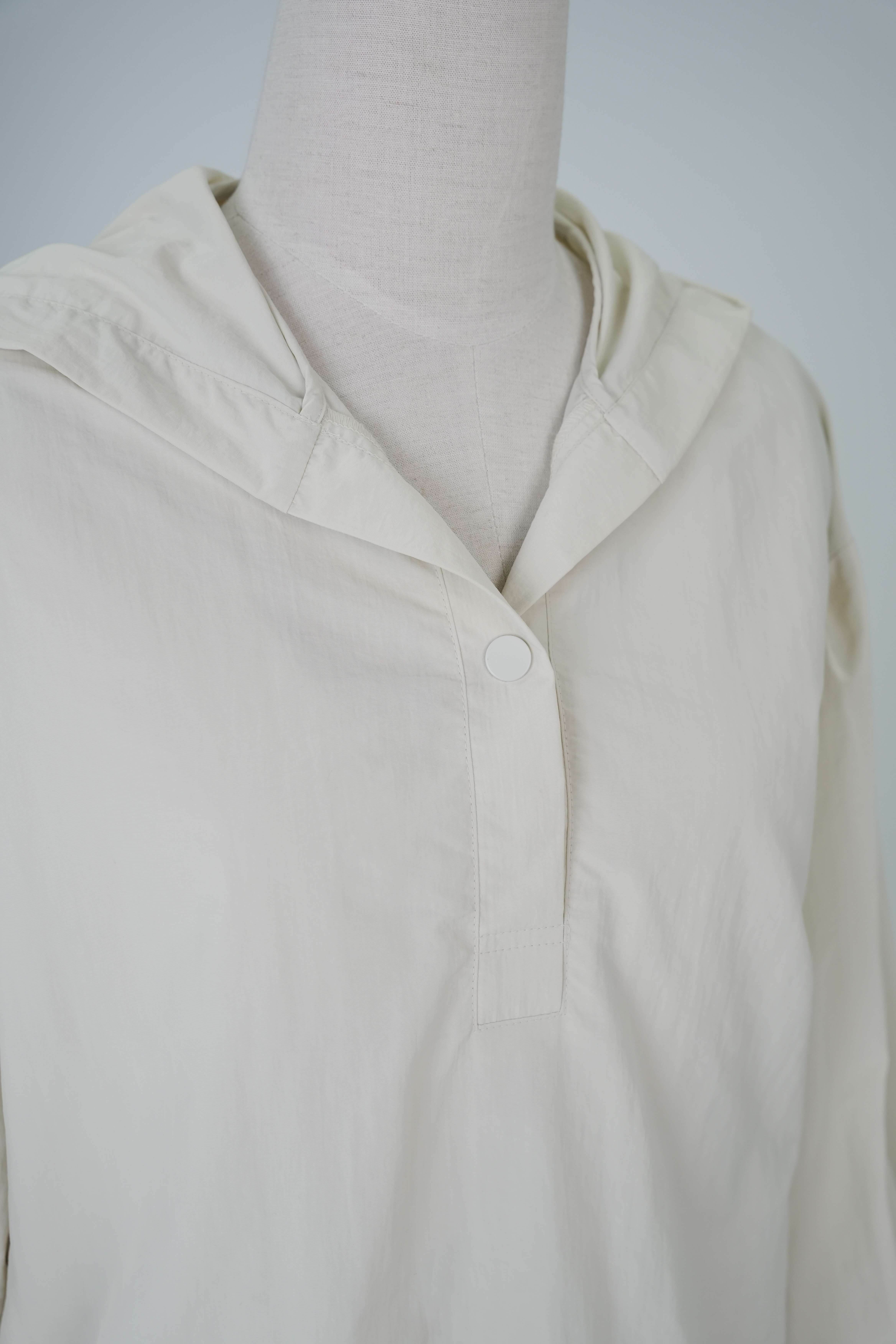 AERI HOODIE - Áo Gió Có Mũ YMY Chất Liệu Nylon Nhập Khẩu Phong Cách Thể Thao, Năng Động (Y25FWJK01)