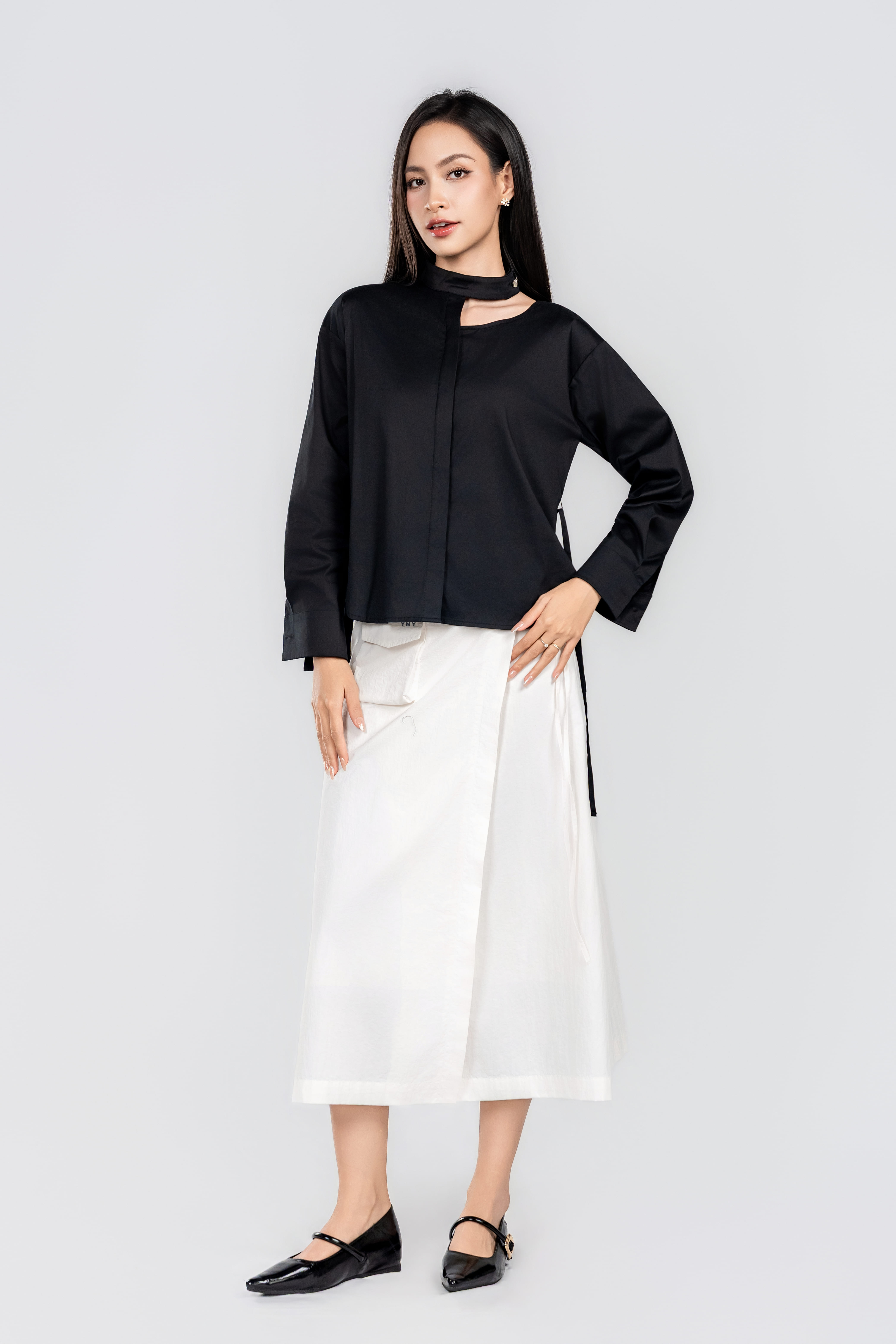 JOLIE SKIRT - Chân Váy Thu Đông Dài Chất Liệu Nylon Nhập Khẩu Phong Cách Cá Tính ( Y25FWSK01)