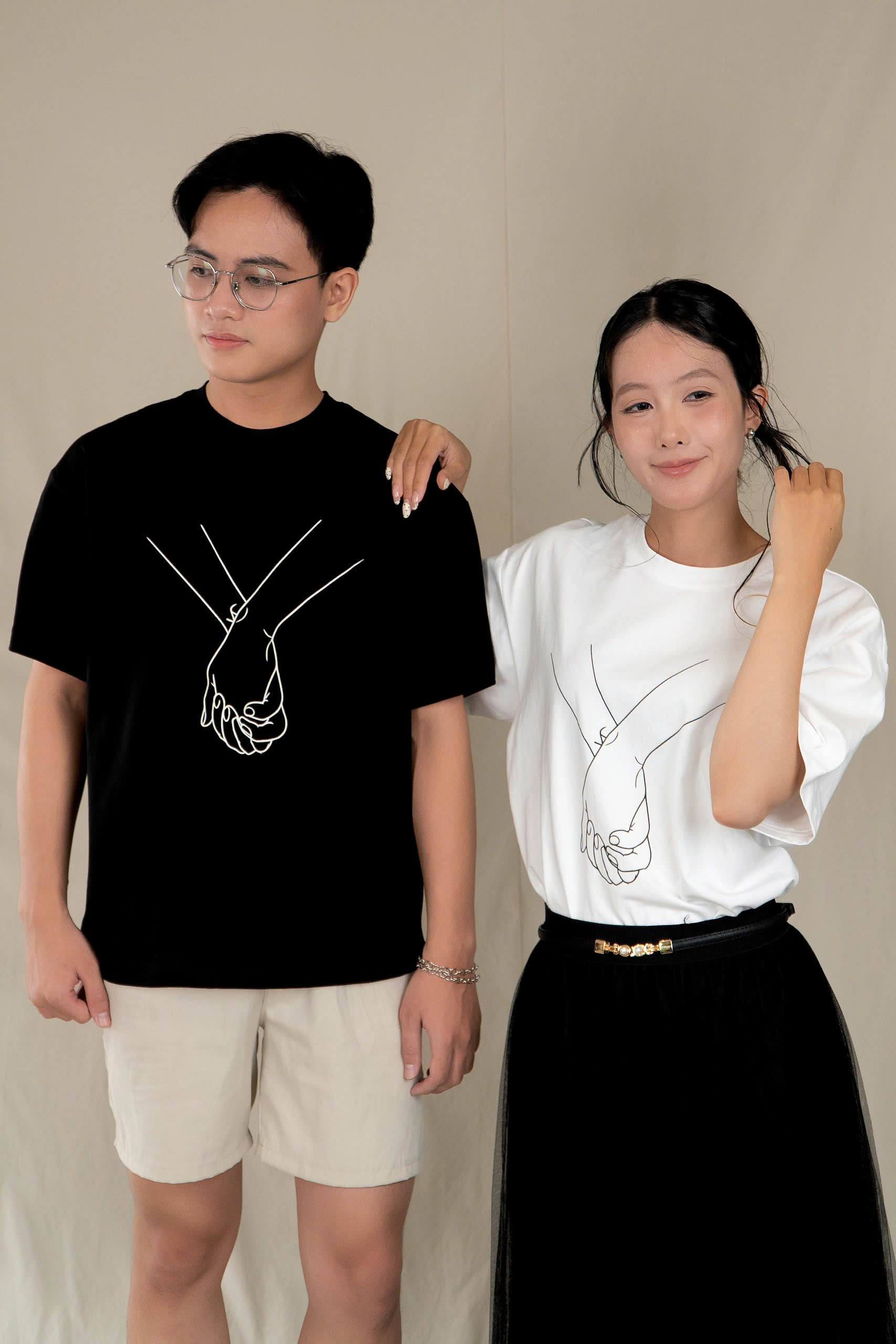 EMBRACE T-SHIRT Áo Phông YMY Chất Liệu Cotton 100%, Phong Cách Basic