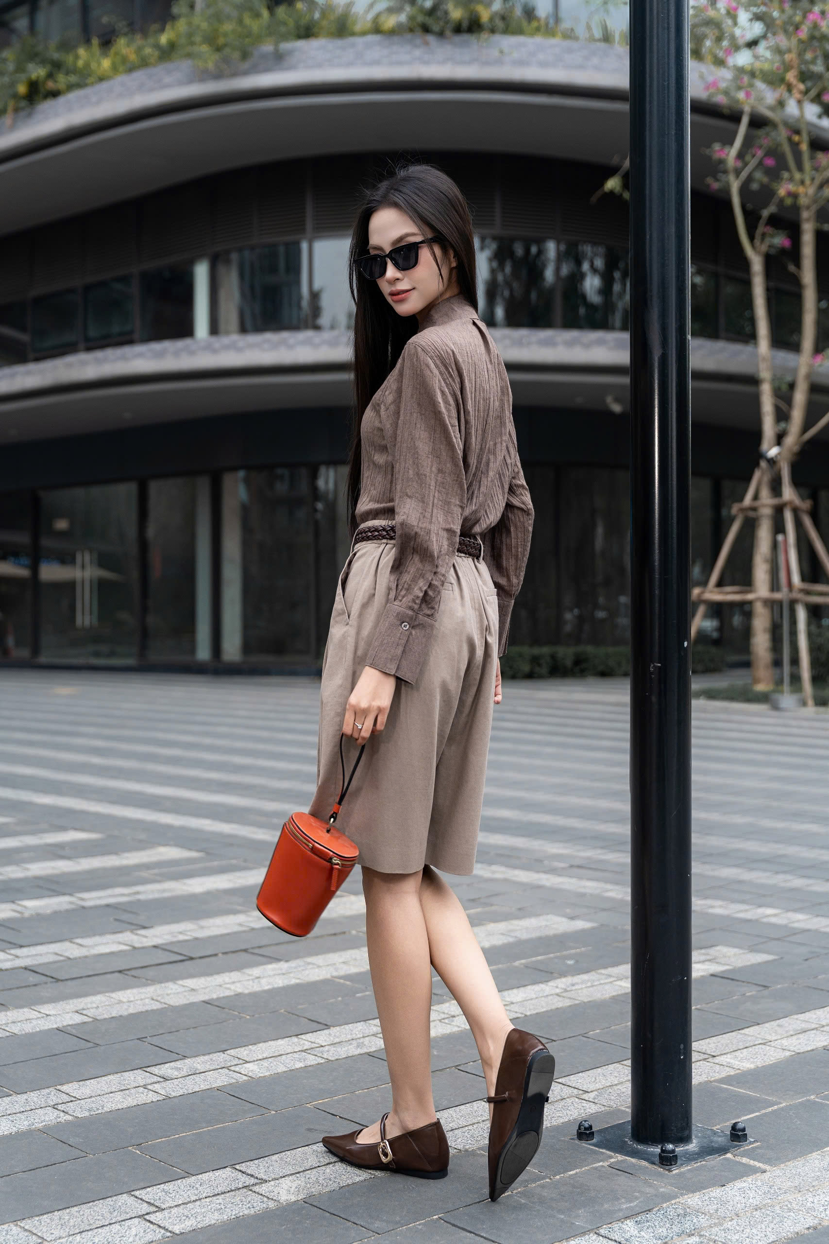 ALICE SHIRT - Áo Sơ Mi Dáng Suông Chất Liệu Nhập Khẩu Vải Mềm, Mỏng Phong Cách Thanh Lịch (Y26BL03)