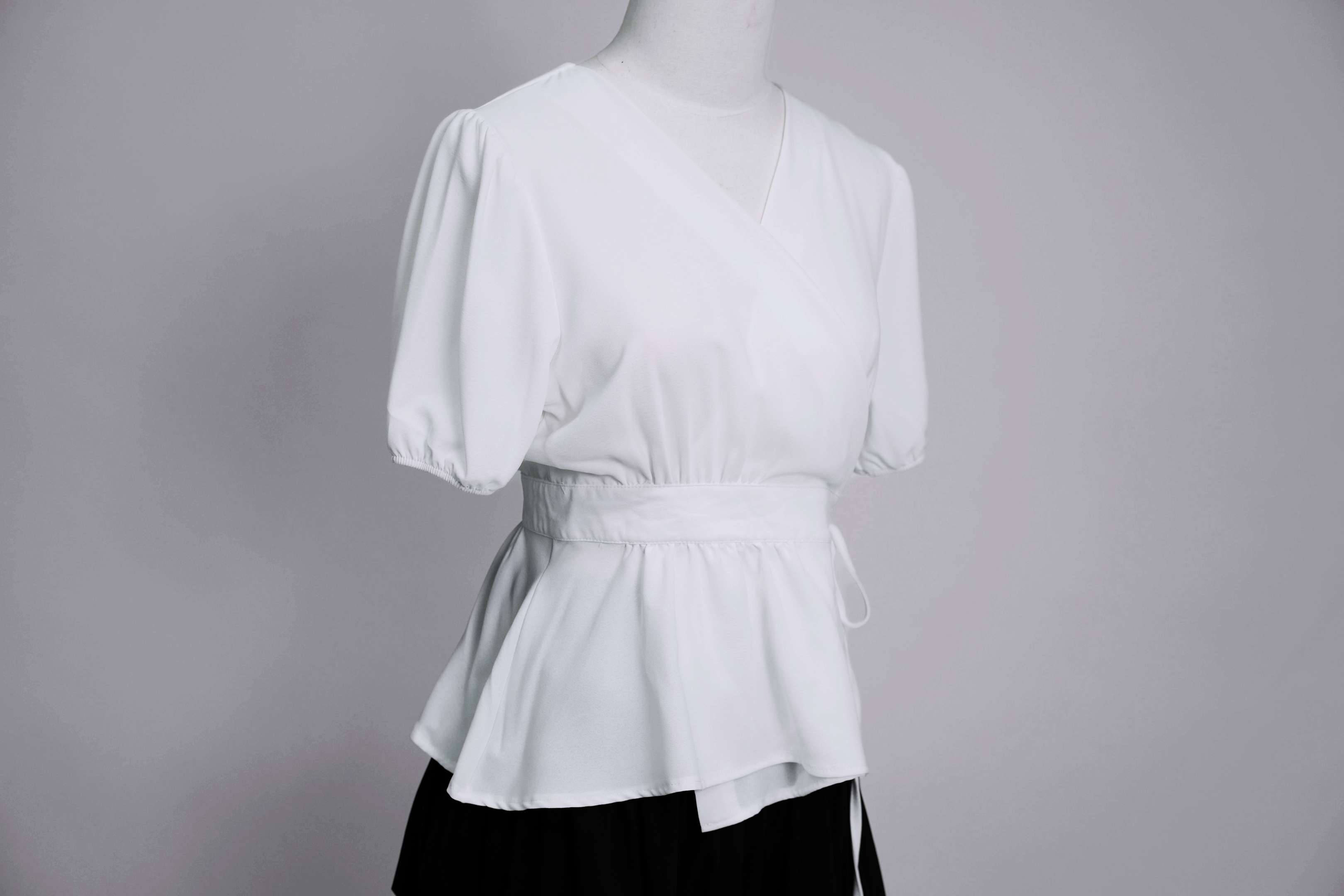 ALMA TOP - Áo Kiểu Cổ Chéo YMY Chất Liệu Nhập Khẩu Phong Cách Trẻ Trung, Thanh Lịch ( Y05BLS11)