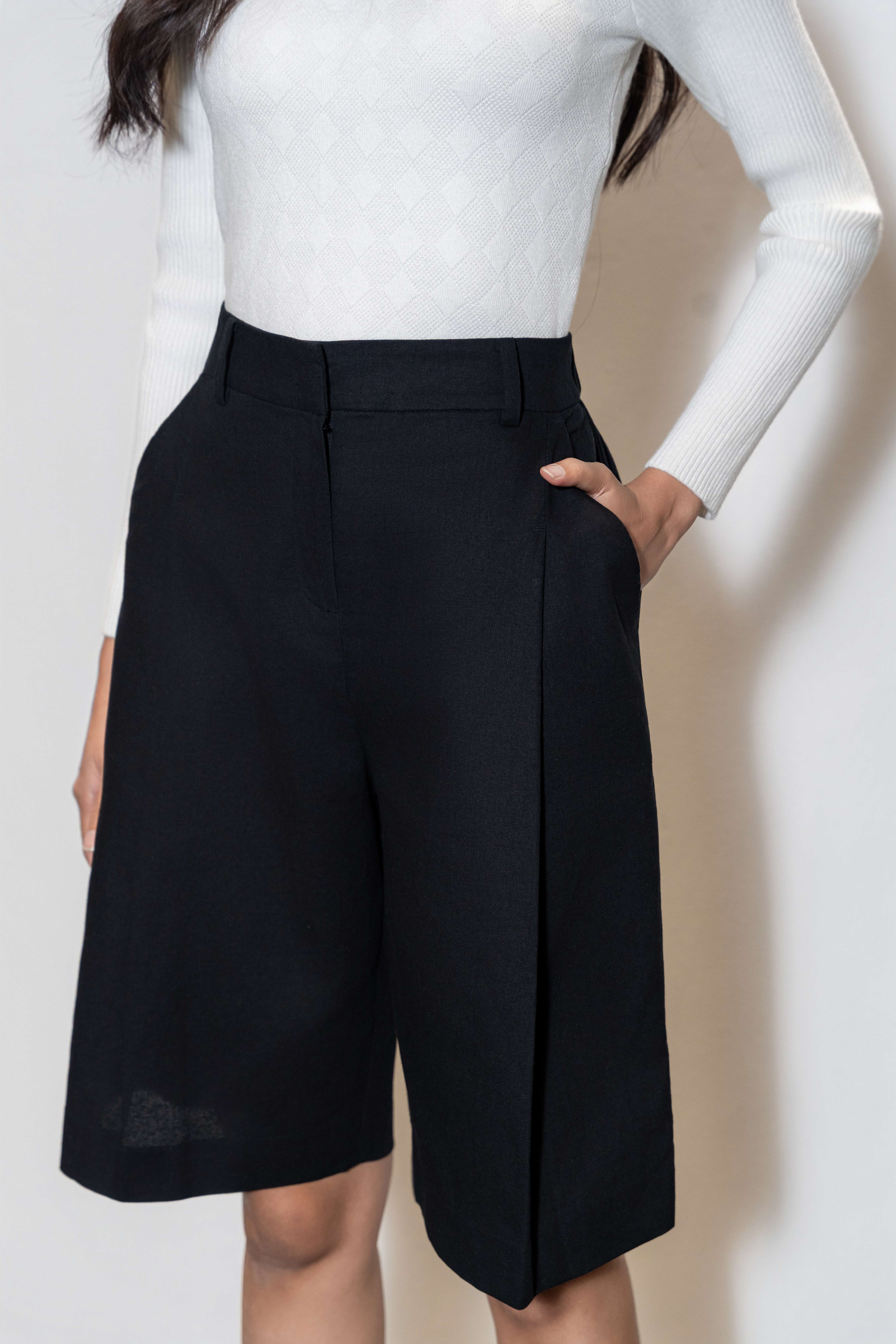 SILVA PANTS - Quần Short YMY Chất Liệu Đũi Thoáng Mát Nhập Khẩu Phong Cách Thanh Lịch (Y25FWPT03)