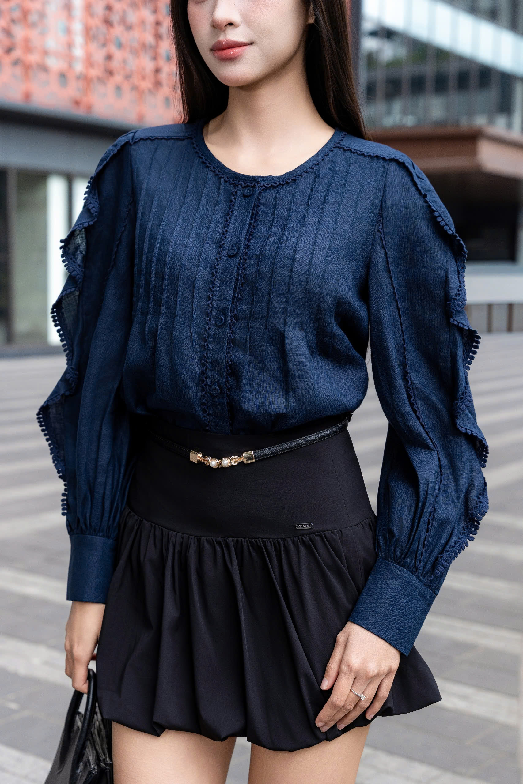 AERIN SHIRT - Áo Sơ Mi Viền Ren Chất Liệu Linen Nhập Khẩu Phong Cách Hiện Đại, Thanh Lịch (Y26BL01)