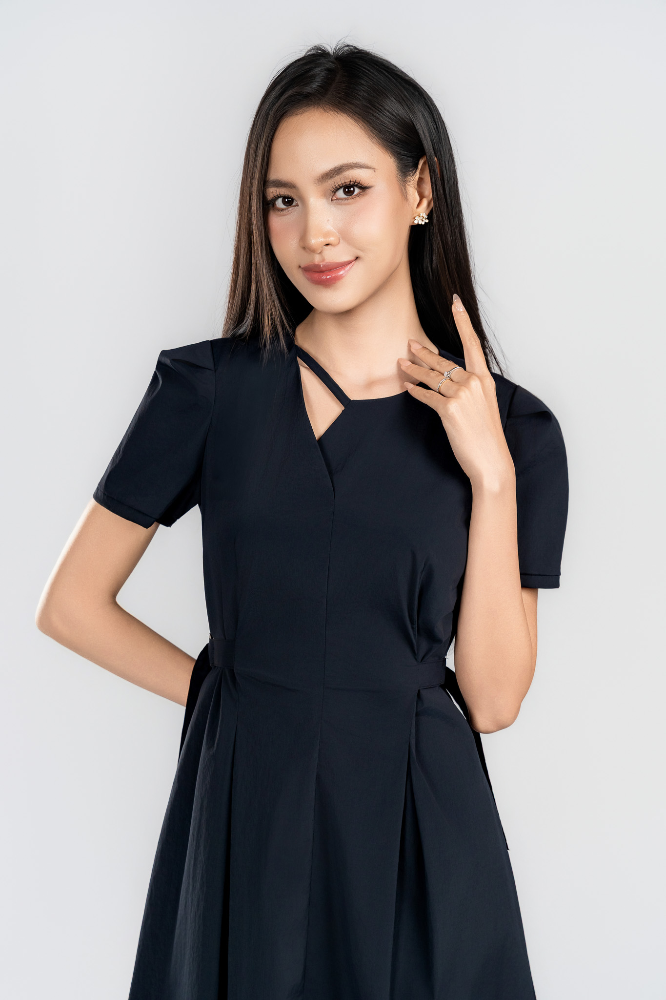 RIVANE DRESS- Váy Dài YMY Chất Liệu Nylon Spandex Phong Cách Thanh Lịch (Y06OPS05)