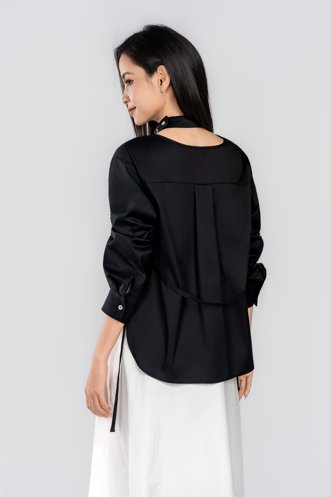 LUCINDA SHIRT- Áo Sơ Mi Cổ Tàu Cách Điệu YMY Chất Liệu Cotton/ Spandex Phong Cách Thanh Lịch, Hiện Đại  (Y06BLS04)