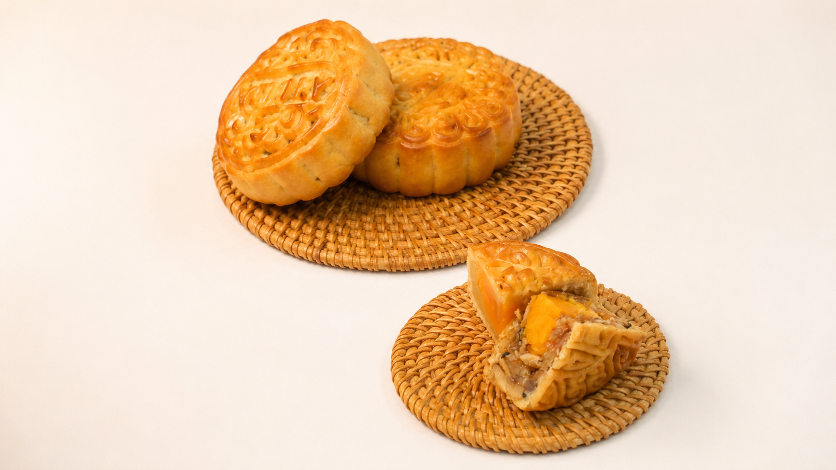 Bánh gà quay thập cẩm Nghi Ký