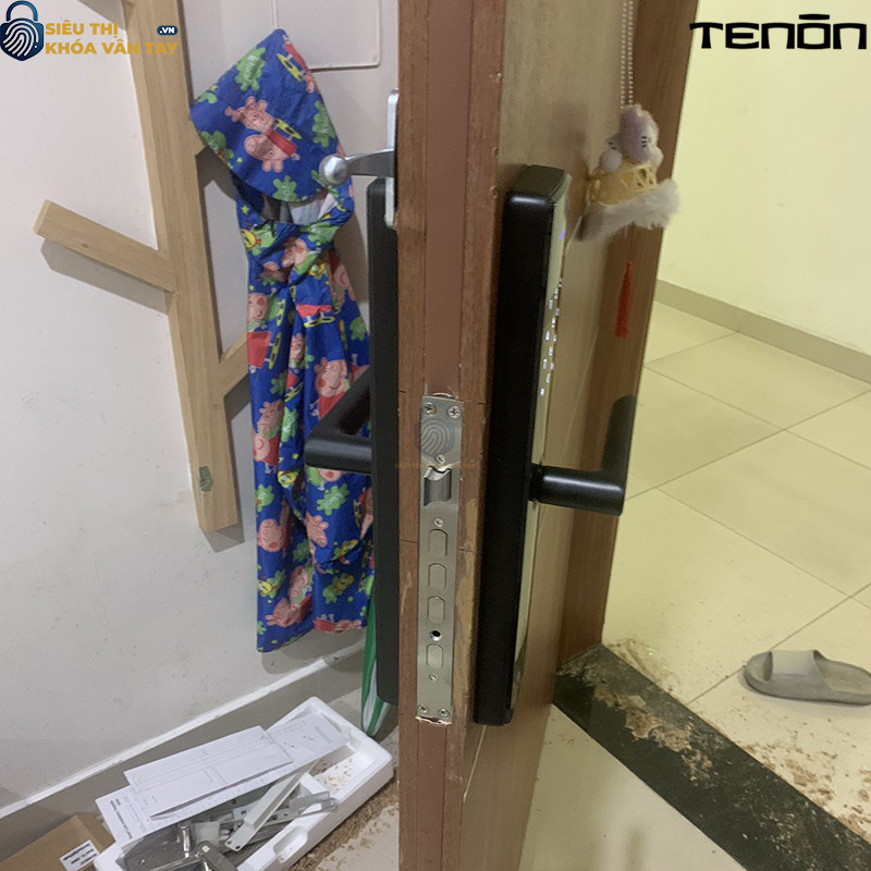 Khóa cửa thông minh Tenon 15