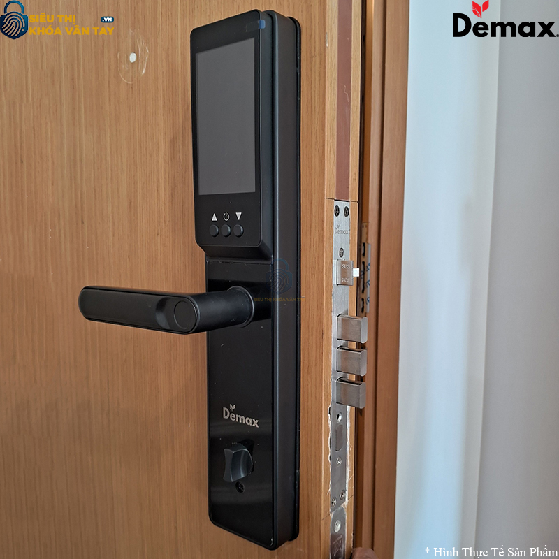 Demax EL-C626 hỗ trợ mở khóa bằng vân tay, mã số, thẻ từ, chìa cơ và kết nối app điện thoại