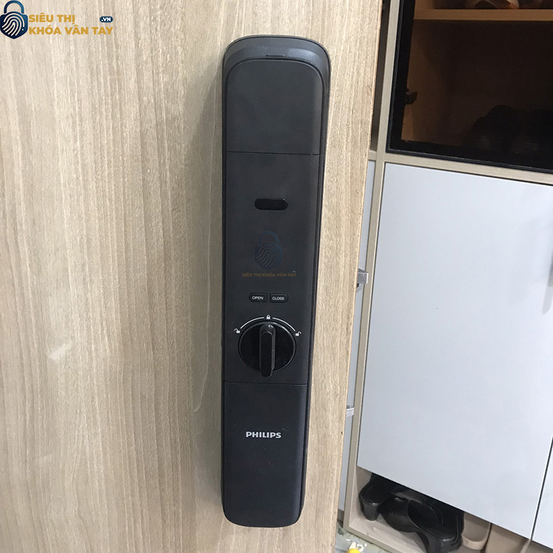 Khóa cửa vân tay Philips DDL702-8HWS
