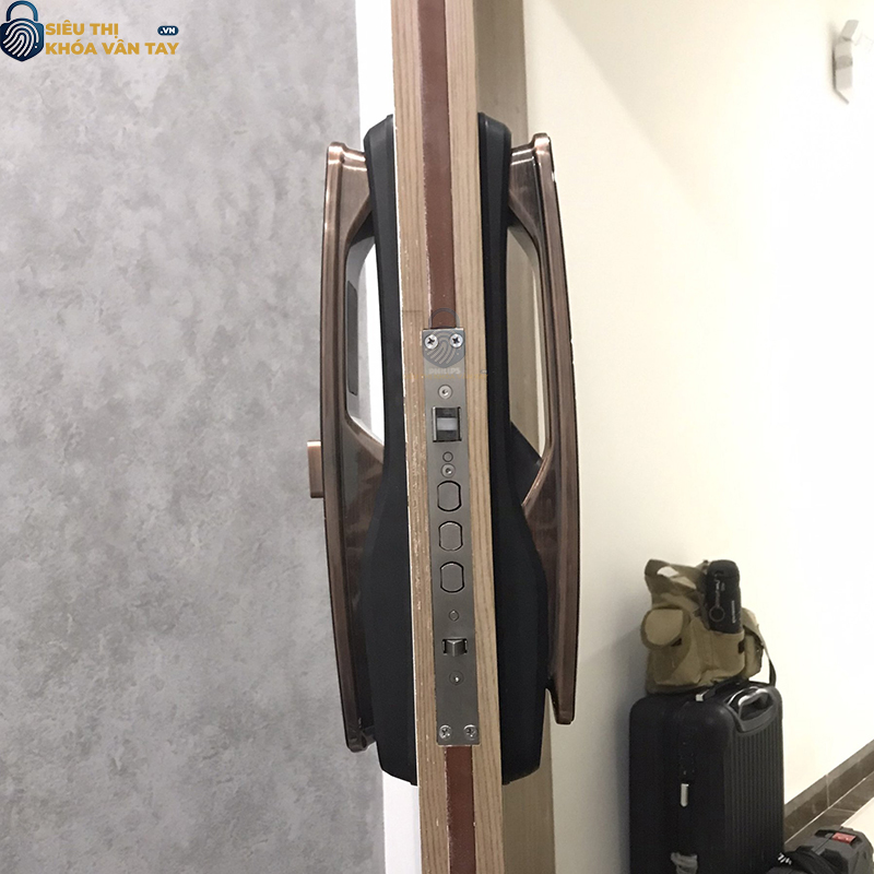 Khóa cửa vân tay Philips DDL702-1HWS