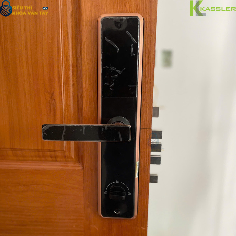 Khóa vân tay Kassler cửa gỗ KL-566 App