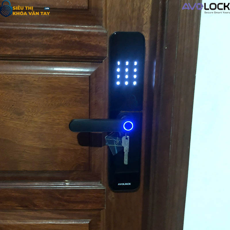 Khóa cửa AV 68 cho cửa gỗ mang lại sự tiện nghi, an toàn và hiện đại cho người dùng