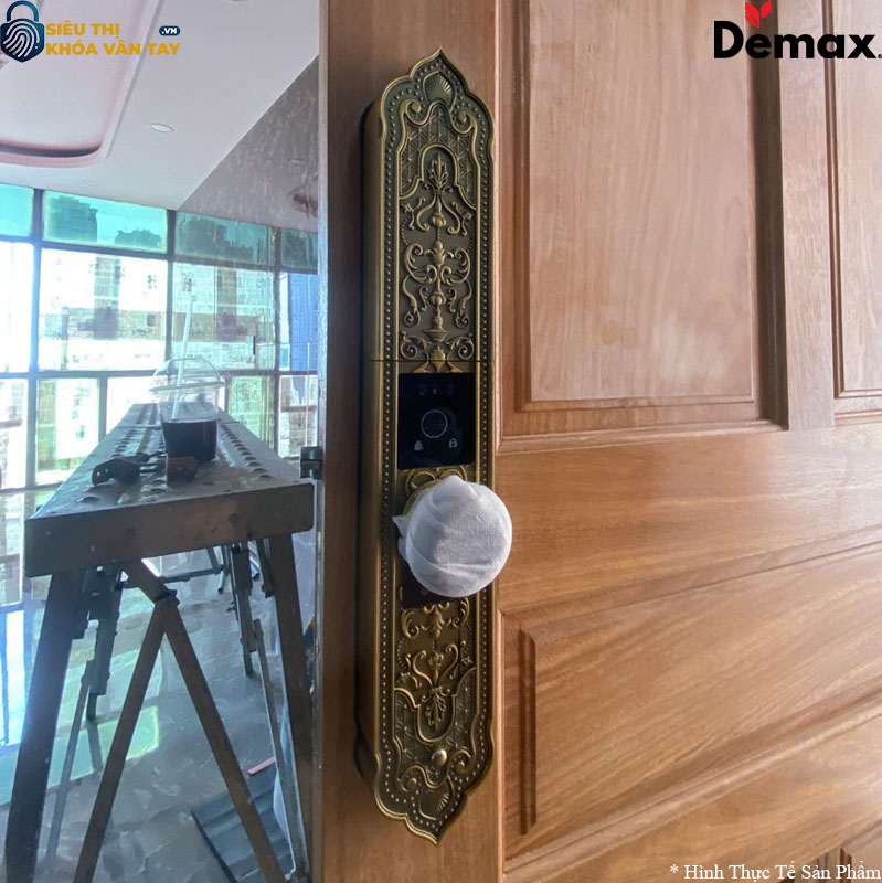 Sản phẩm tích hợp đầy đủ các phương thức mở khoá: vân tay, mã số, thẻ từ, chìa cơ và điều khiển qua app.