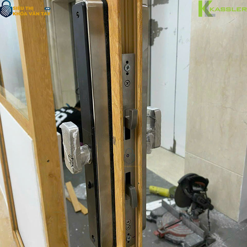 Sản phẩm Kassler KL-599I được làm từ hợp kim cao cấp, chống gỉ sét và chịu lực tốt