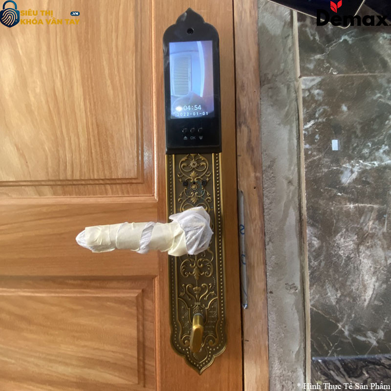 Sản phẩm tích hợp đầy đủ các phương thức mở khoá: vân tay, mã số, thẻ từ, chìa cơ và điều khiển qua app.