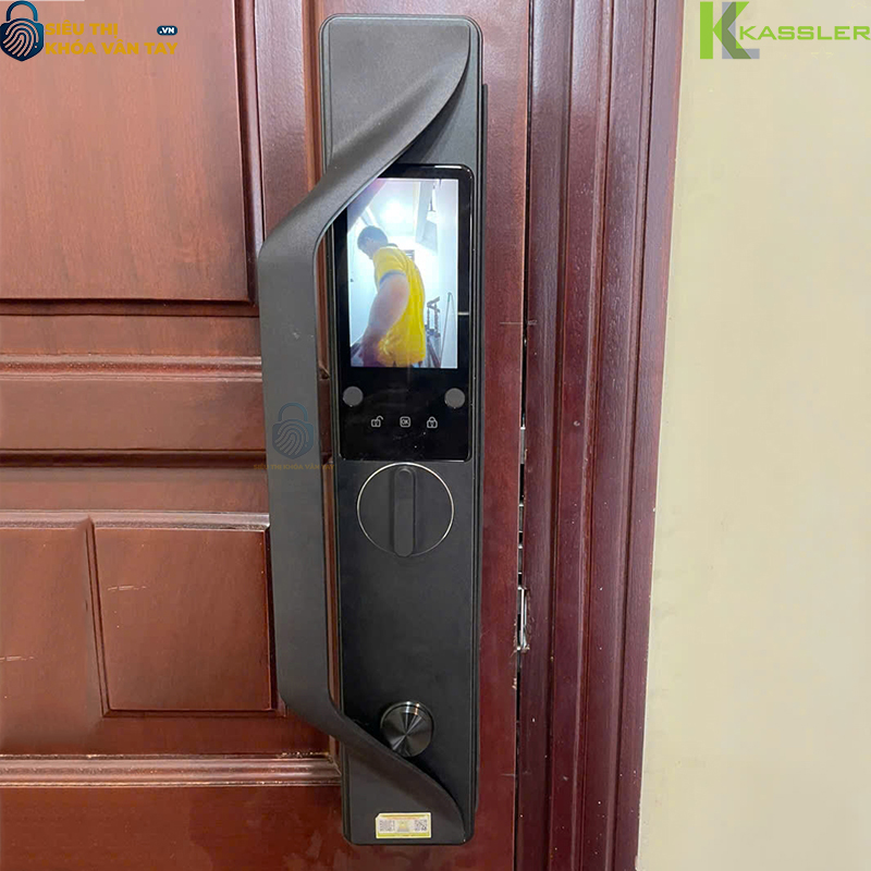 Thân khóa chắc chắn, chống va đập, phù hợp lắp đặt cho cửa chính, cửa thông phòng bằng gỗ