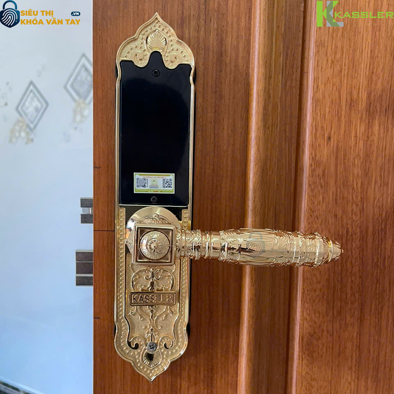 Khóa sử dụng cảm biến vân tay FPC cao cấp, nhận diện cực nhanh và chính xác
