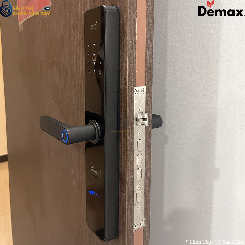 Tích hợp công nghệ mở khóa bằng vân tay, mật khẩu, thẻ từ và chìa cơ tiện lợi