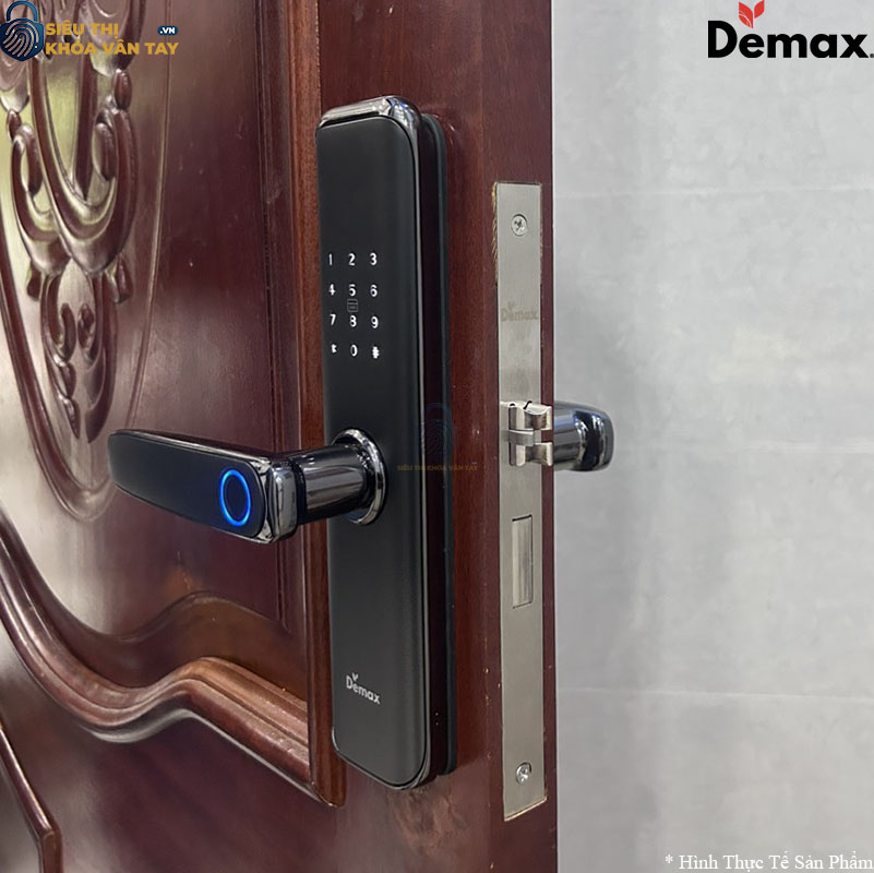 Khóa hỗ trợ 5 phương thức mở khóa: vân tay, mã số, thẻ từ, chìa cơ và điều khiển từ xa qua ứng dụng