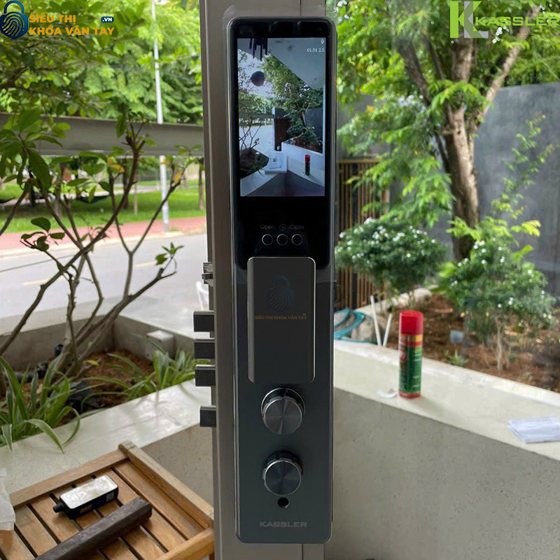 Tích hợp đa dạng phương thức mở khóa: vân tay, mã số, thẻ từ, chìa cơ và kết nối Bluetooth