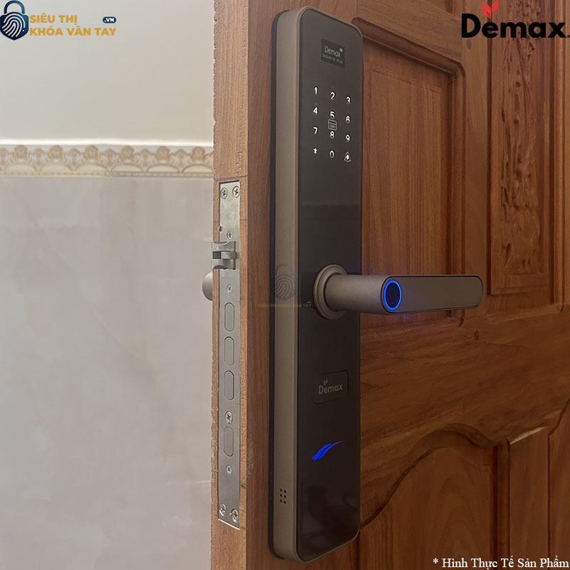 Tích hợp công nghệ mở khóa bằng vân tay, mật khẩu, thẻ từ và chìa cơ tiện lợi