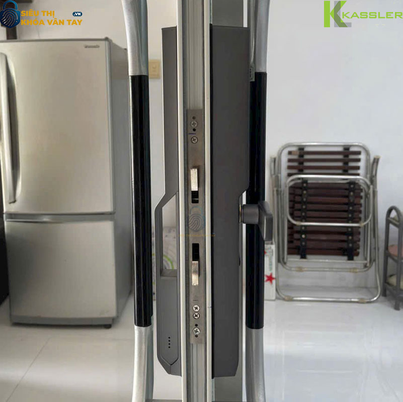 Khóa vân tay Kassler cửa nhôm KL-599 PRO MÀU XÁM