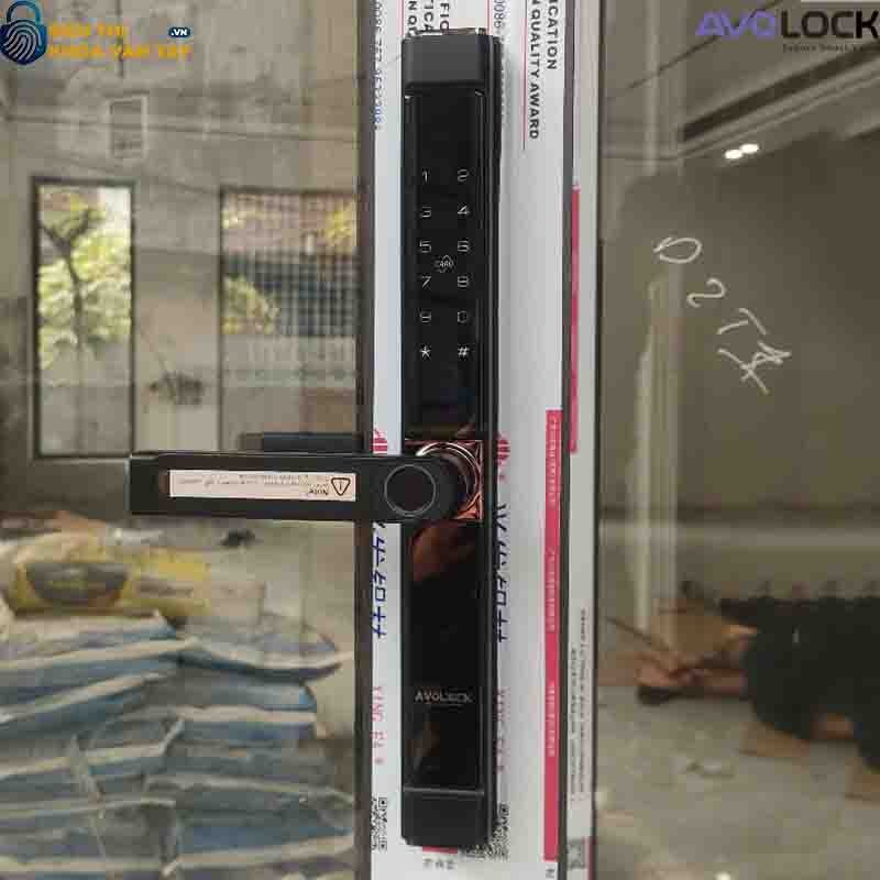 Khóa vân tay Avolock cửa nhôm AN 394 mang lại sự tiện lợi và an toàn tối đa cho người dùng