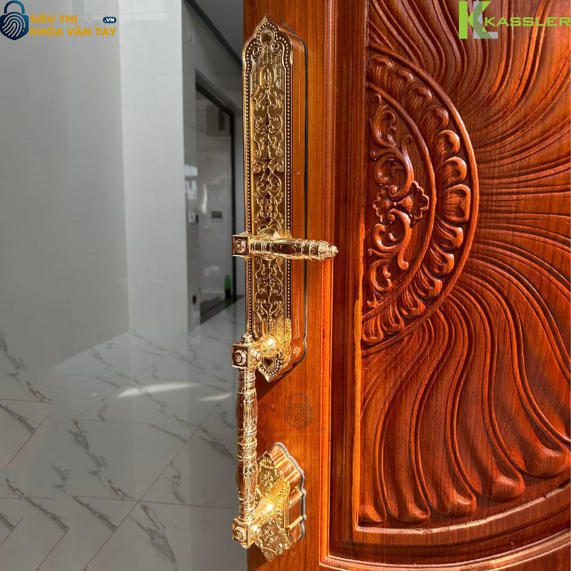Chất liệu hợp kim nguyên khối, phủ lớp chống gỉ, chống oxy hóa, bền bỉ trong mọi điều kiện thời tiết