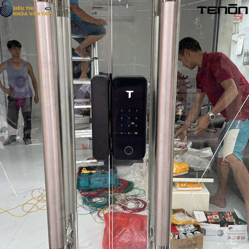 Khóa cửa thông minh Tenon G4 được trang bị công nghệ bảo mật tiên tiến, giúp tăng cường an ninh cho ngôi nhà.