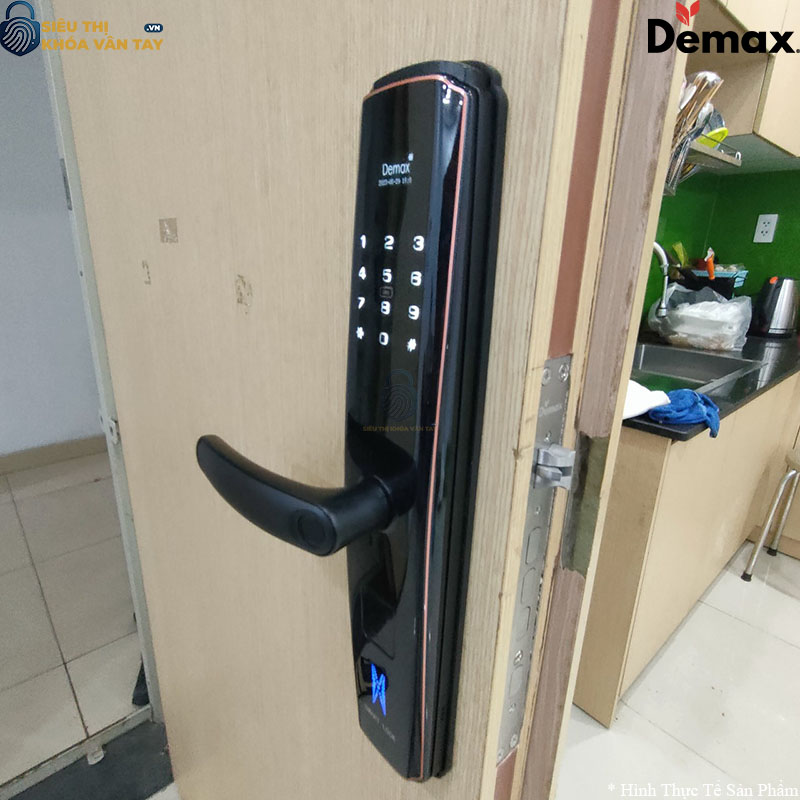 Sản phẩm hỗ trợ mở cửa bằng vân tay, mật khẩu, thẻ từ, chìa cơ và ứng dụng điện thoại