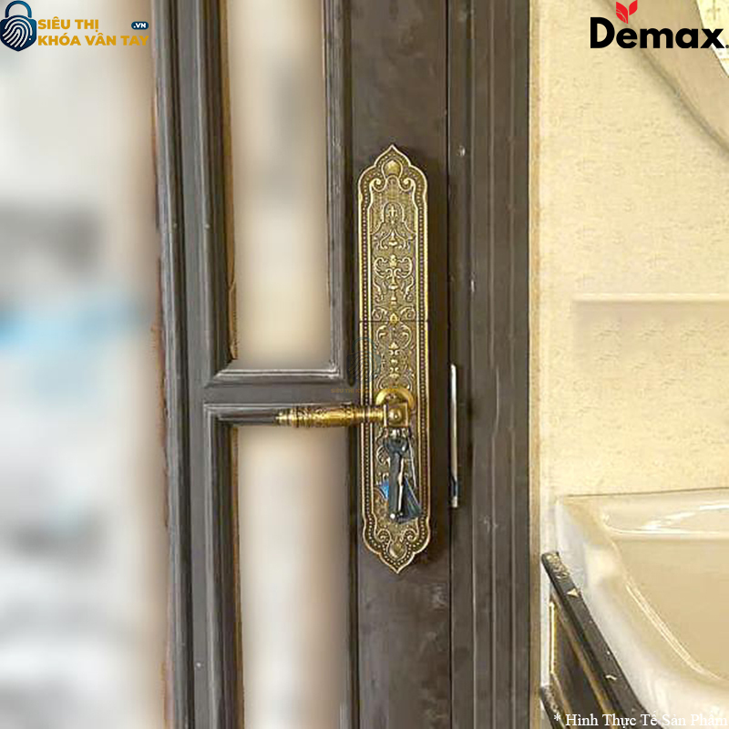 Khoá vân tay đại sảnh Demax EL8862 sở hữu thiết kế tinh tế, sang trọng phù hợp với biệt thự và nhà phố cao cấp