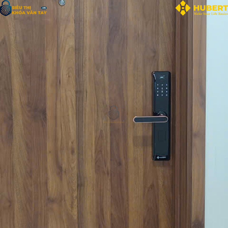 Khóa vân tay cửa gỗ Hubert CG60 GOLD giải pháp bảo vệ hiệu quả cho cửa gỗ