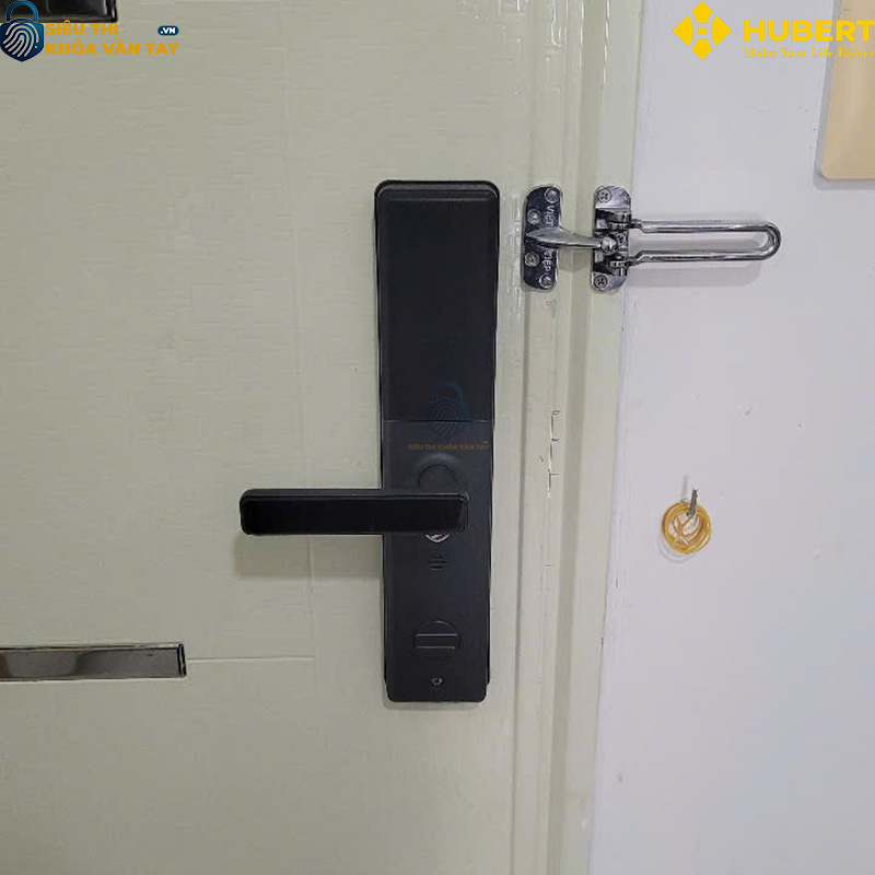 Khóa vân tay cửa gỗ Hubert CG62 NANO thông minh bảo mật