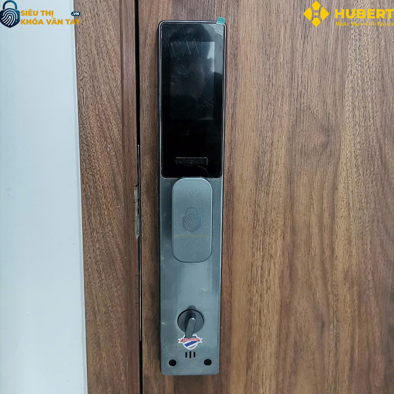 Khóa vân tay cửa gỗ Hubert CG65VF thông minh bảo mật
