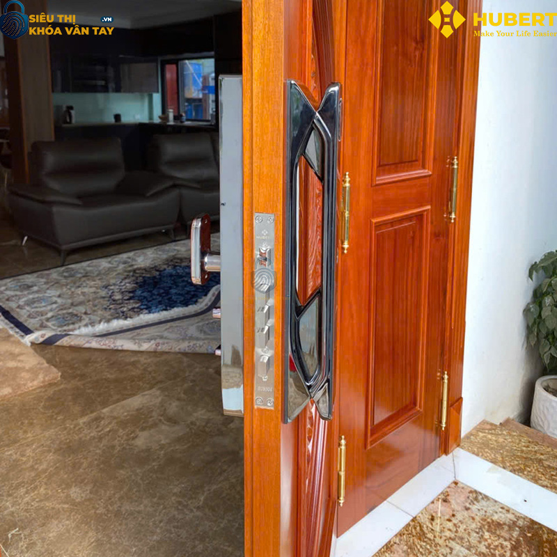 Khóa vân tay cửa gỗ Hubert CG85VF thông minh bảo mật