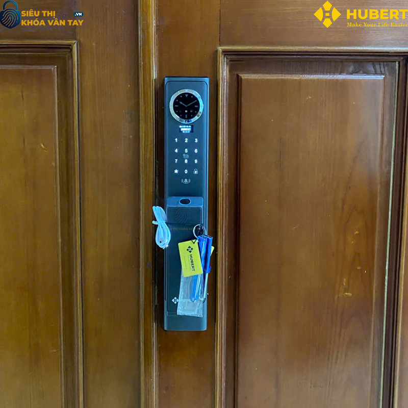 Khóa vân tay cửa gỗ Hubert CG89VF