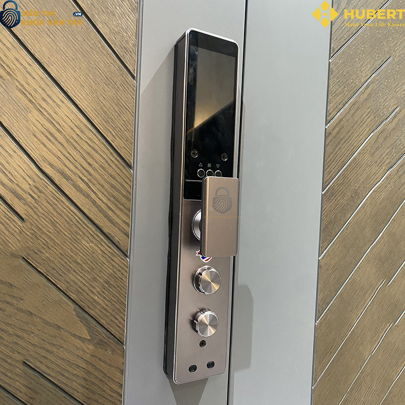 Khóa vân tay cửa gỗ Hubert CGI7 TITAN EU thiết kế hiện đại