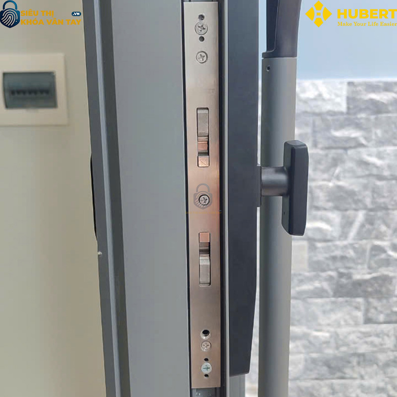 Mua khóa vân tay cửa nhôm Hubert CN39 với giá tốt