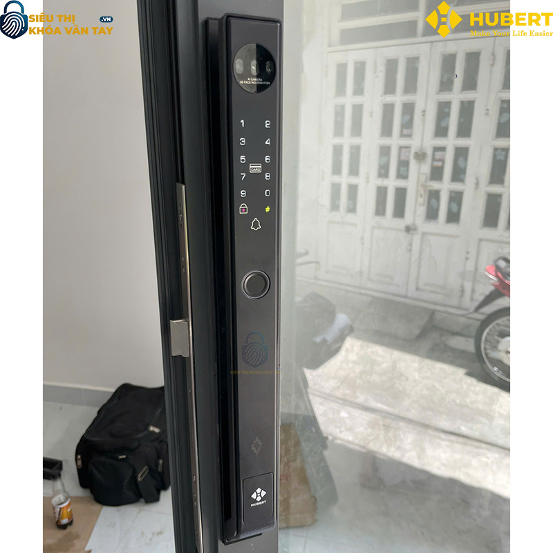 Khóa vân tay cửa nhôm Hubert CN78F sang trọng hiện đại