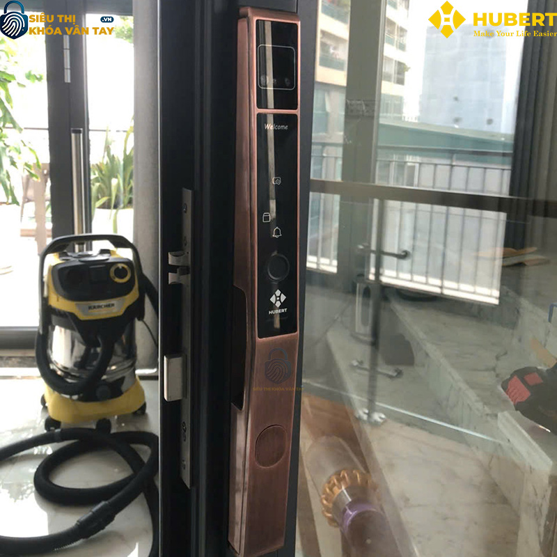 Khóa vân tay cửa nhôm Hubert CN82F giải pháp an ninh hiệu quả cho cửa nhôm