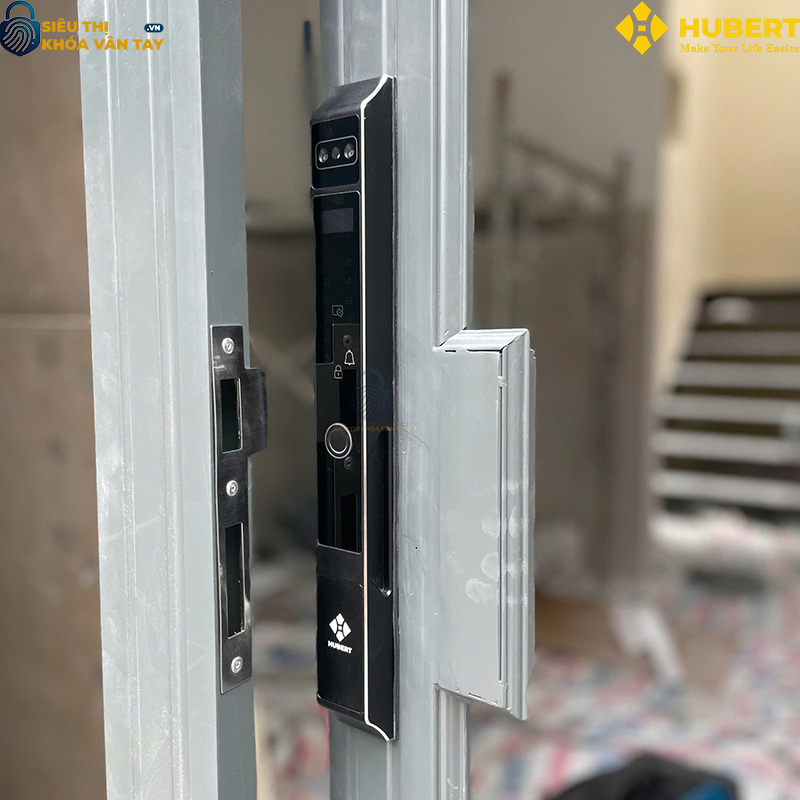 Khóa vân tay cửa nhôm Hubert CN85F giải pháp bảo vệ cửa nhôm hiệu quả
