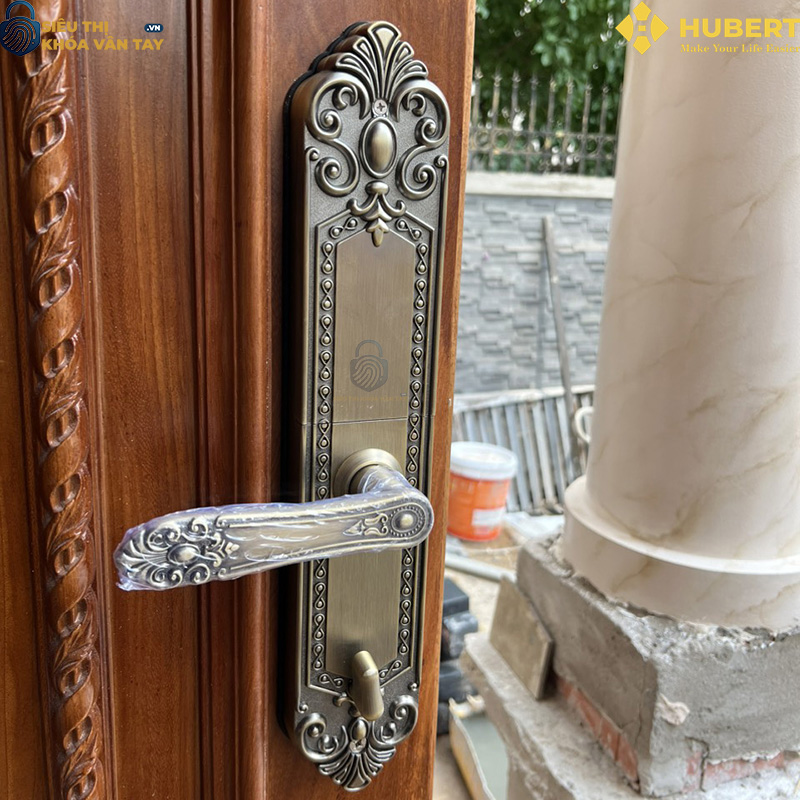 Khóa vân tay đại sảnh Hubert DS77 GREEN thông minh bảo mật