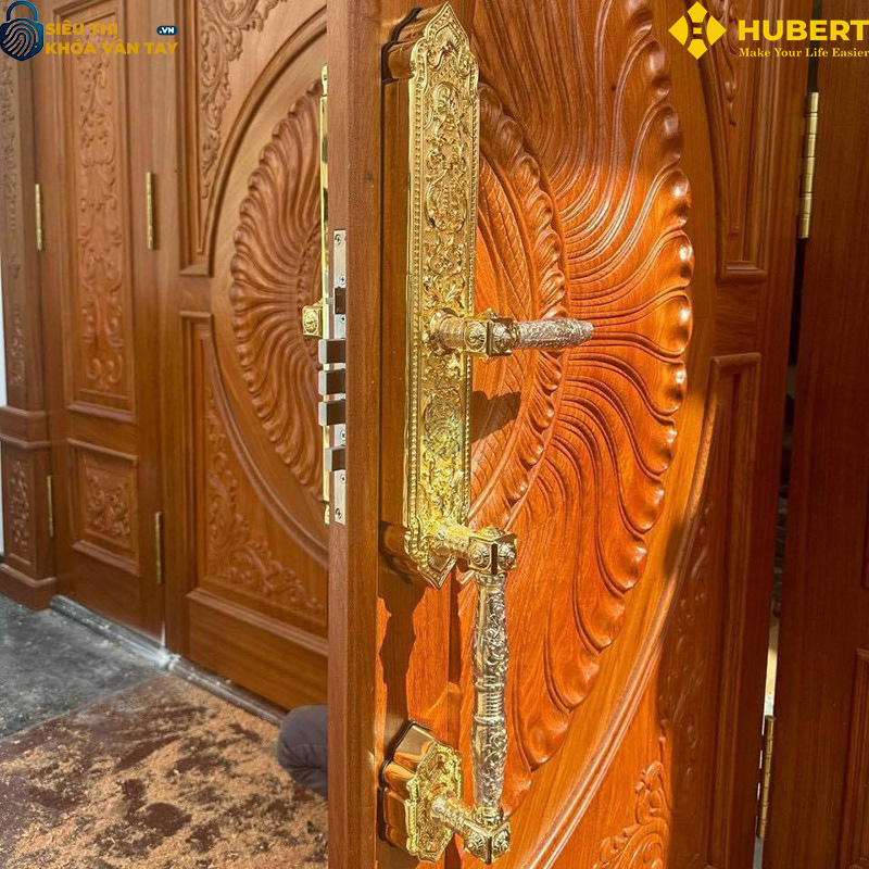Khóa vân tay Hubert DSI8 EU GOLD 24K, bảo vệ an ninh tối ưu cho đại sảnh sang trọng
