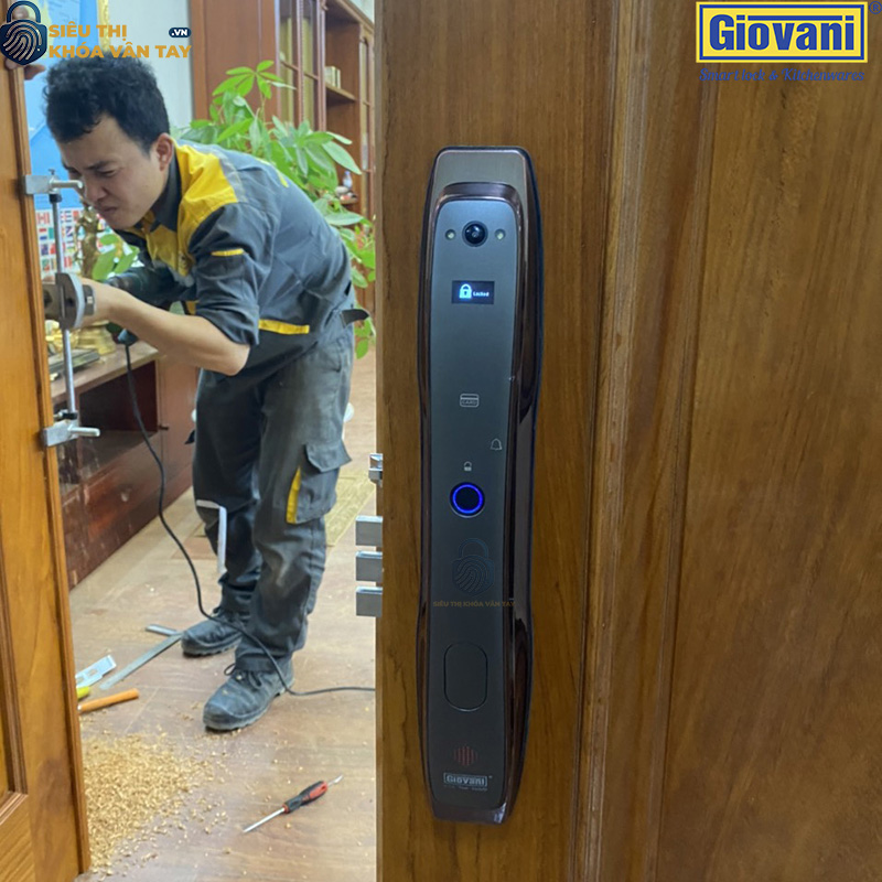 Khóa vân tay Giovani GSL-A1C, dễ dàng lắp đặt cho cửa gỗ, tính năng hiện đại