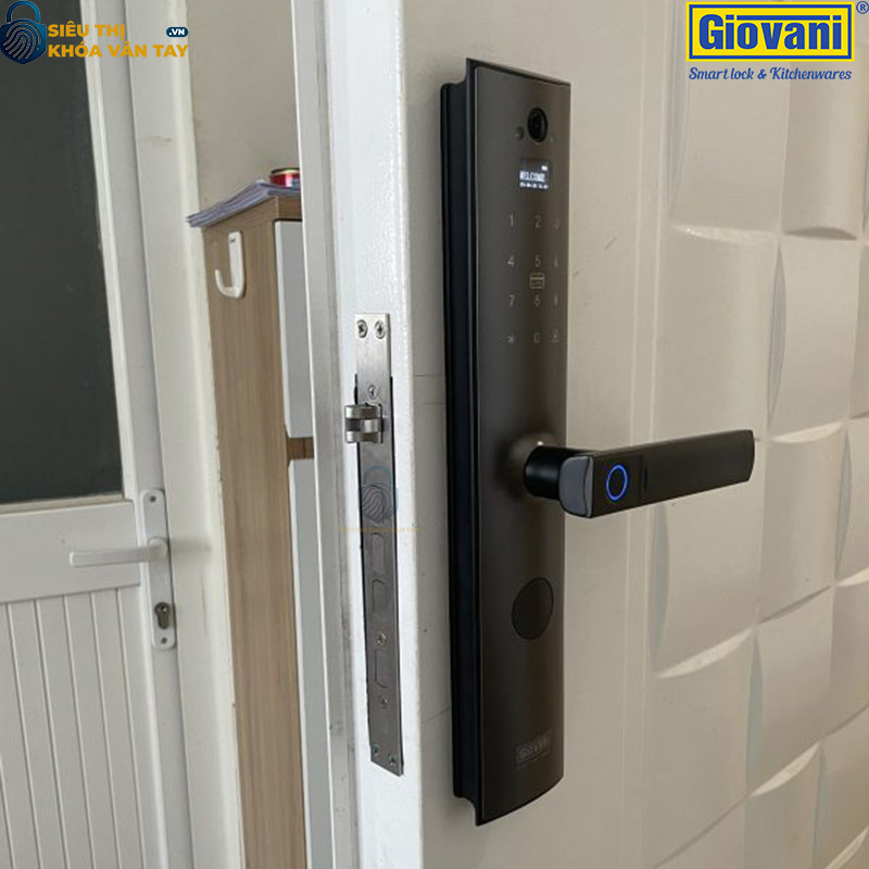 Khóa vân tay Giovani GSL-A2C, an toàn tuyệt đối cho cửa gỗ, dễ dàng lắp đặt