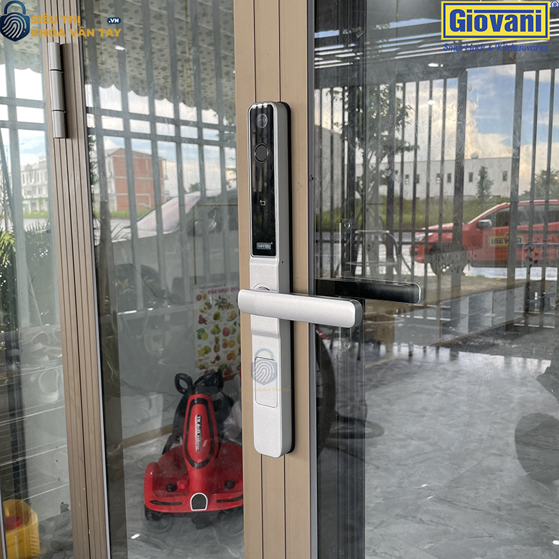 Khóa vân tay Giovani GSL-K276S màu bạc, giải pháp bảo mật tối ưu cho cửa nhôm, dễ dàng sử dụng