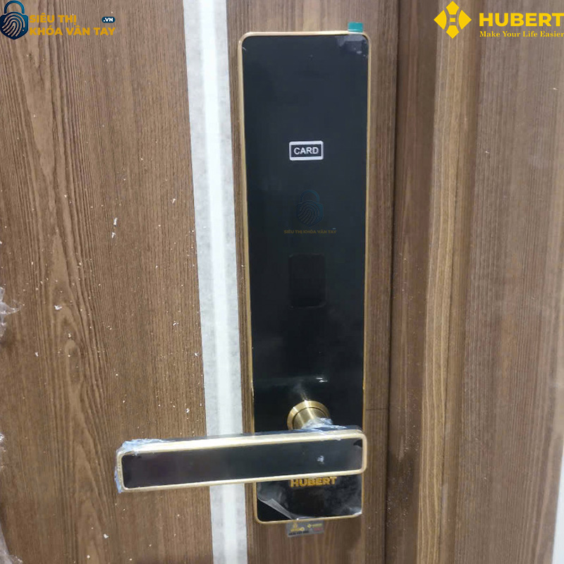 Hỗ trợ vân tay, thẻ từ, mã số và chìa cơ – đảm bảo an toàn và linh hoạt khi sử dụng