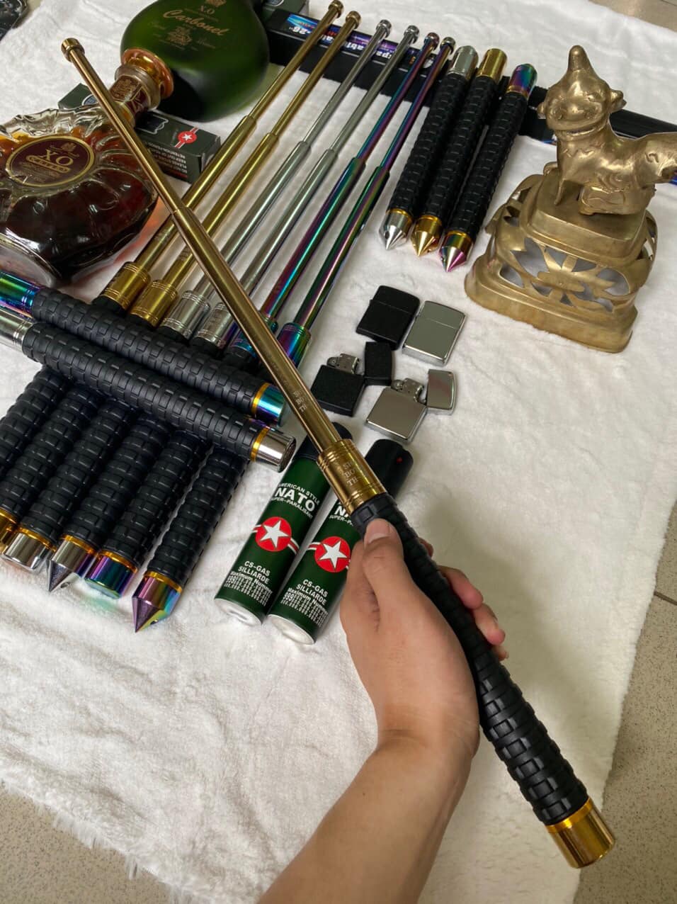 Tại Sao Gậy Baton SHY Size 26 Gold Là Lựa Chọn Hàng Đầu Cho Võ Thuật?