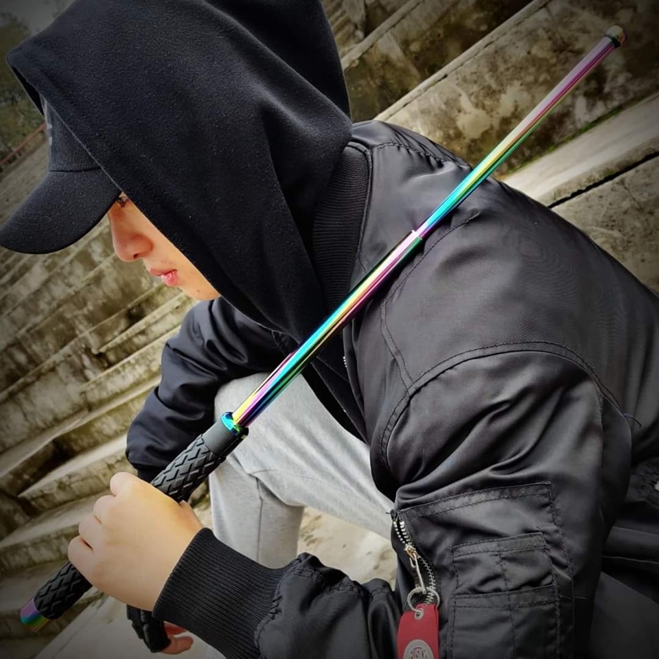 Baton Gậy Ba Khúc Tự Vệ