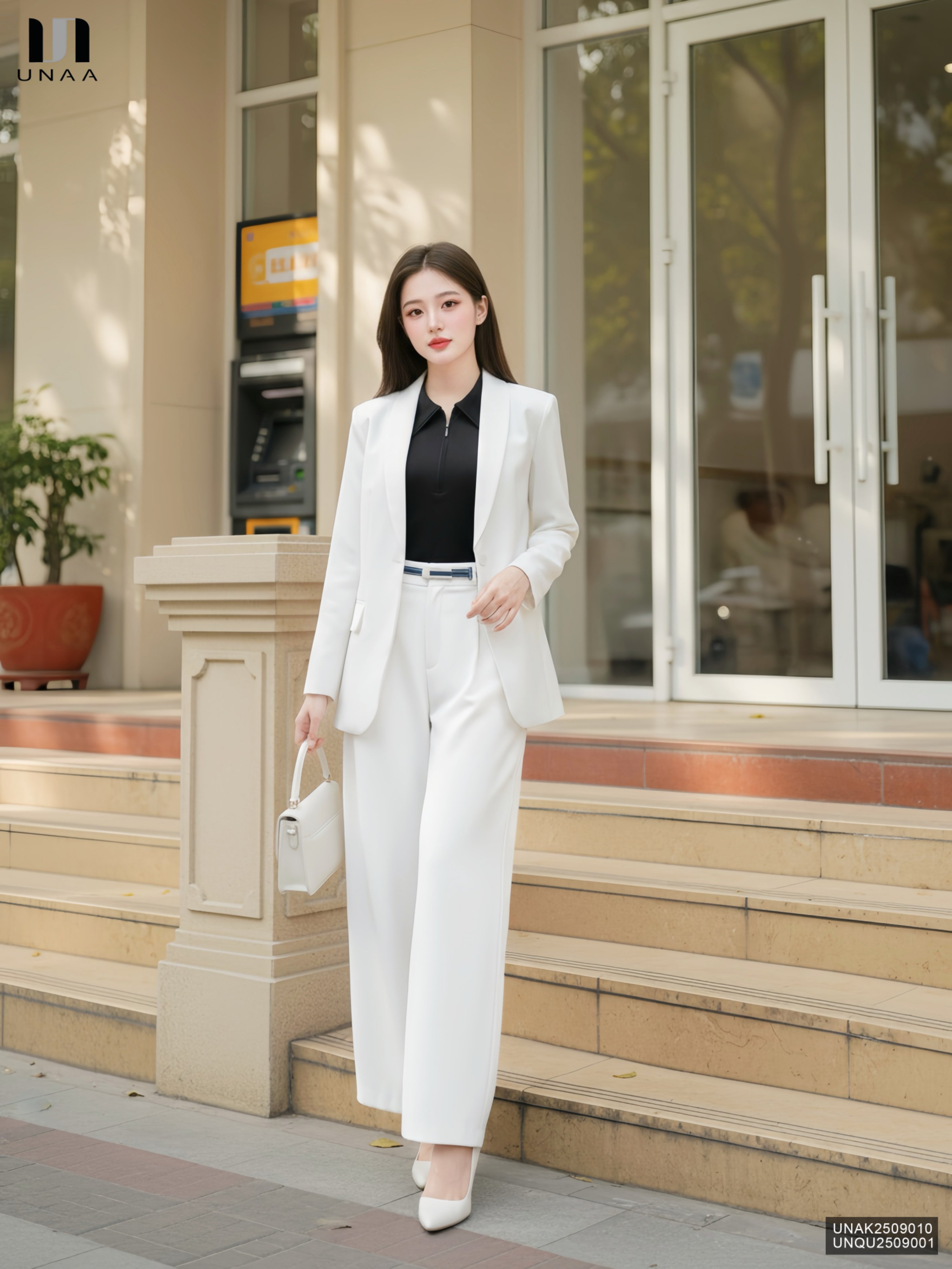 Vest cổ ve liền kiểu dáng thoải mái, siêu sang và dễ mặc UNAK2509010